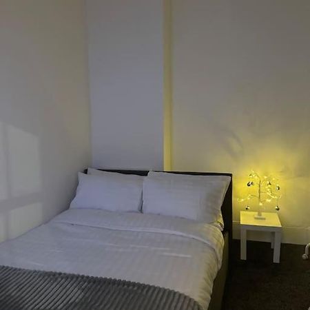 Room 2 • Double Bed In London King'S Cross Exterior foto