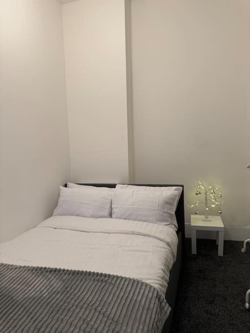 Room 2 • Double Bed In London King'S Cross Exterior foto